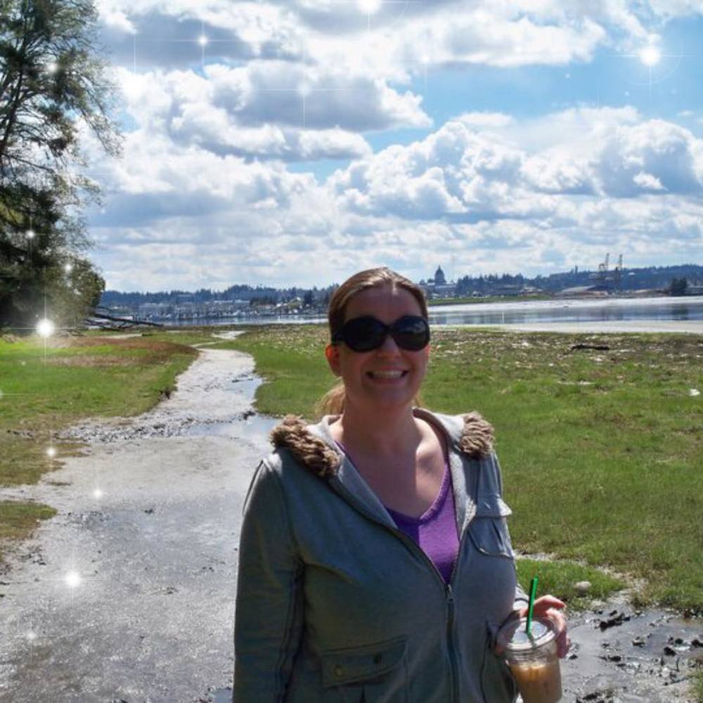 Meet your Posher, Corinne